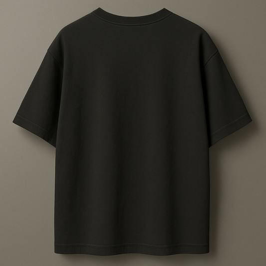 Black Oversize t-shirt back pose